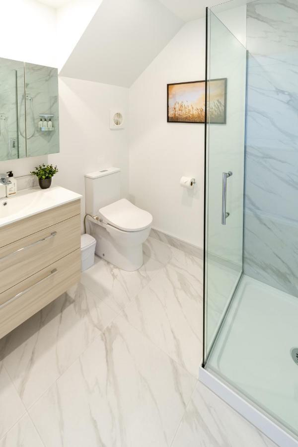 基督城Upper Riccarton Dream - 2 Bed 2 Bath W/Carpark公寓 外观 照片